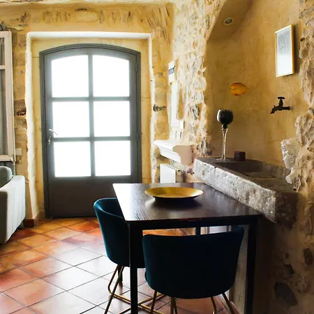 La Tour Du Vidourle Holiday home *